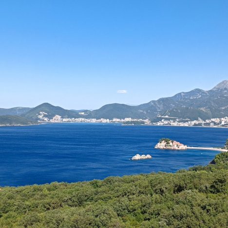 Summer vacation and the 3 weeks adventure Petrovac na Moru – Montenegro
